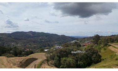 Lote en Venta en El Retiro Unidad Cerrada con Vistas Panorámicas