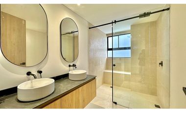 VENTA DE PENTHOUSE EN LAURELES