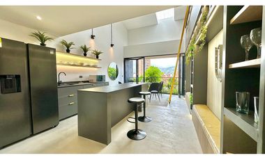 VENTA DE PENTHOUSE EN LAURELES