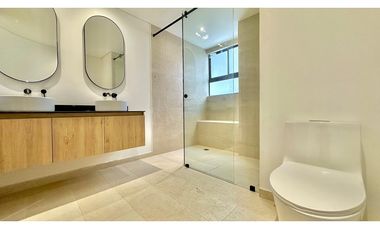 VENTA DE PENTHOUSE EN LAURELES