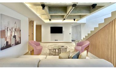 VENTA DE PENTHOUSE EN LAURELES