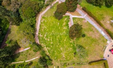 Lote en parcelación en Alto de Las Palmas