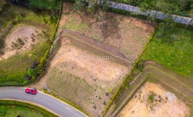 Venta de Lote en Condominio San Vicente de Ferrer