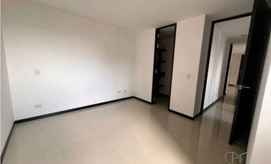 Se arrienda apartamento en Sabaneta - La Doctora
