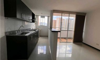Se arrienda apartamento en Sabaneta - La Doctora