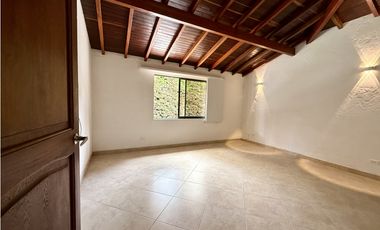 Renta de Casa Campestre en Parcela Privada Sajonia