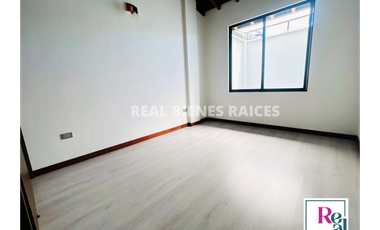 Casa unifamiliar en venta en unidad abierta