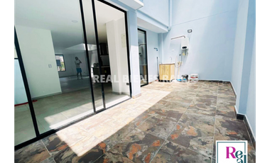 Casa unifamiliar en venta en unidad abierta