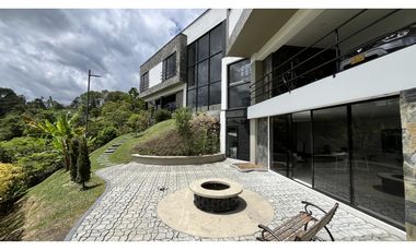 VENTA DE CASA CAMPESTRE EN CIRCASIA, QUINDO, COLOMBIA