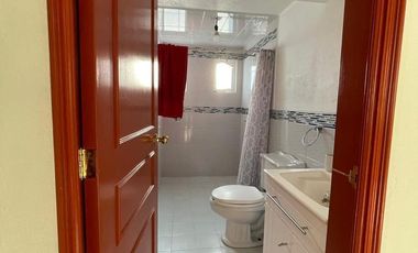 Casa en Renta en San Miguel Totocuitlapilco, Metepec