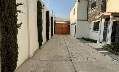Casa en Renta en San Miguel Totocuitlapilco, Metepec