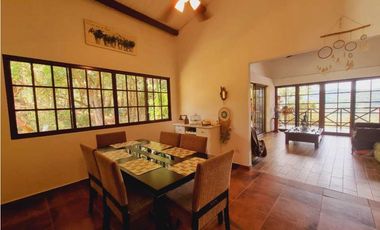 VENTA CASA EN ALTOS DEL MARIA CON PISCINA PRIVADA 1318M2