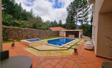 CASA EN ALTOS DEL MARIA CON PISCINA 5 RECAMARAS CV