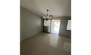 MILLA 8 / GREEN VILLAGE / 3 HABITACION / 240M / AIRE ACONDICIONADO