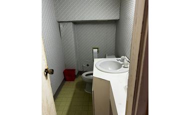 LOCAL / AVENIDA ANCON / 1485M / BODEGA  / OFICINAS / ANDEN / VACIO