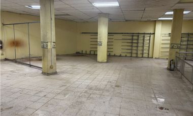 LOCAL / AVENIDA ANCON / 1485M / BODEGA  / OFICINAS / ANDEN / VACIO
