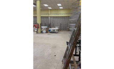 LOCAL / AVENIDA ANCON / 1485M / BODEGA  / OFICINAS / ANDEN / VACIO