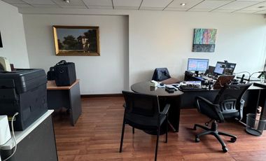 Venta oficina, Pio X, arrendada, MdelM