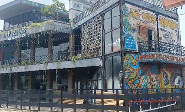 DIJUAL CAFE SPEK GEDUNG BLKNG UNS