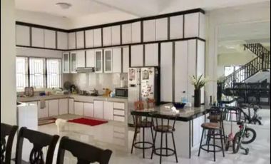 Dijual Rumah 2 Lantai di Perumahan Panorama jl Pramuka  Rumbai