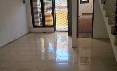 Sewa rmh 2Lt di perum lebak indah.10menit ke Unair,Dr soetomo