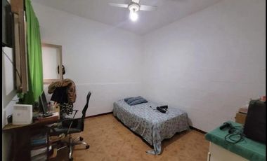 Casa en venta en Avellaneda Este