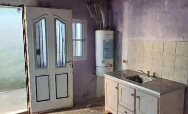 Casa con Departamento en venta en Merlo Norte