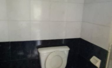 Casa con Departamento en venta en Merlo Norte