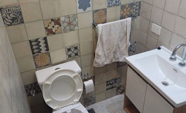 Casa PH en alquiler en Sarandi Este