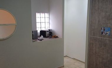 Casa PH en alquiler en Sarandi Este