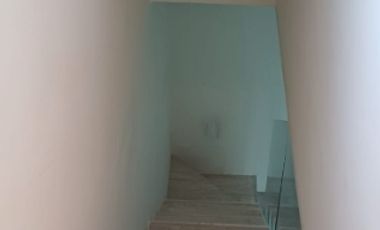 Casa PH en alquiler en Sarandi Este