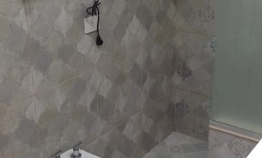 Casa PH en alquiler en Sarandi Este