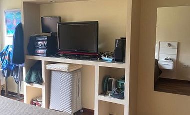 Venta Casa 3 Dormitorios. Parque - Pileta. Cochera