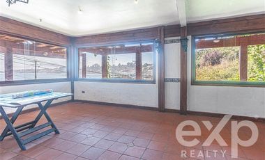 Local Comercial en Venta en Caleta Higuerillas