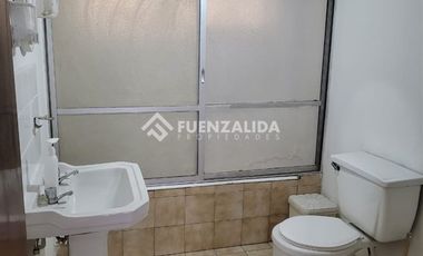 Casa en Venta en Martín de Poveda / Constantino