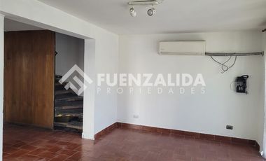 Casa en Venta en Martín de Poveda / Constantino