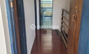 Casa en Venta en Martín de Poveda / Constantino