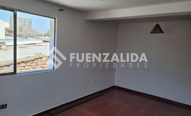 Casa en Venta en Martín de Poveda / Constantino