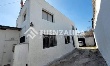 Casa en Venta en Martín de Poveda / Constantino