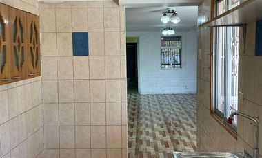 Casa en Arriendo en Marta Colvin con Cosme San Martín
