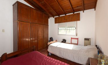 VENTA QUINTA 5 AMB C.PILETA EN LUJAN-PERMUTA-