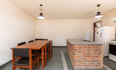 VENTA QUINTA 5 AMB C.PILETA EN LUJAN-PERMUTA-