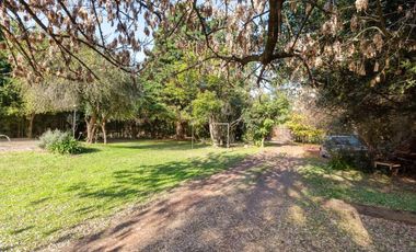 VENTA QUINTA 5 AMB C.PILETA EN LUJAN-PERMUTA-
