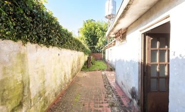 VENTA QUINTA 5 AMB C.PILETA EN LUJAN-PERMUTA-