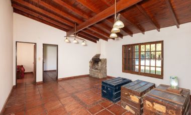 VENTA QUINTA 5 AMB C.PILETA EN LUJAN-PERMUTA-