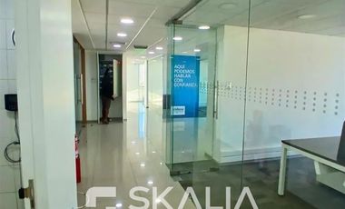 Oficina en Arriendo en CHACABUCO 400, Latín Capital