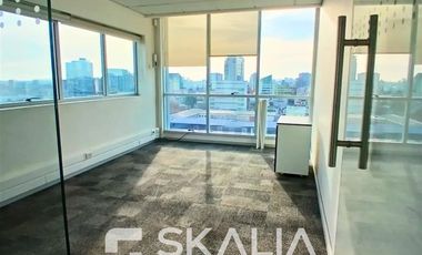 Oficina en Arriendo en CHACABUCO 400, Latín Capital