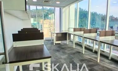 Oficina en Arriendo en CHACABUCO 400, Latín Capital