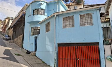 Casa en Venta en Cerro florida cerca de la sebastiana