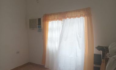 VENTA 2 CASAS EN UN LOTE. COCHERA/JARDIN/PARRILLA
